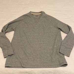 L. L. Bean Long Sleeve Crew Shirt Slightly Fitted Waffle Gray Size L